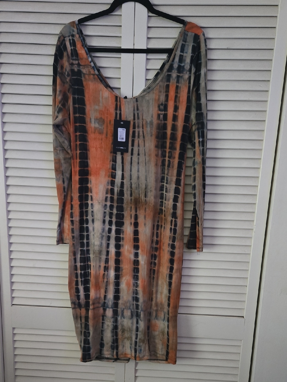 Fashion Nova Long Sleeve Tie-Dye Bodycon Dress in Rust, Black, Cream